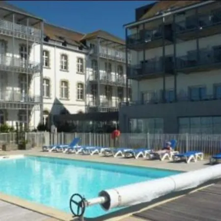 Fenêtre Sur L Océan, Duplex Dans Résidence De Standing Avec Piscine Et Vue Sur